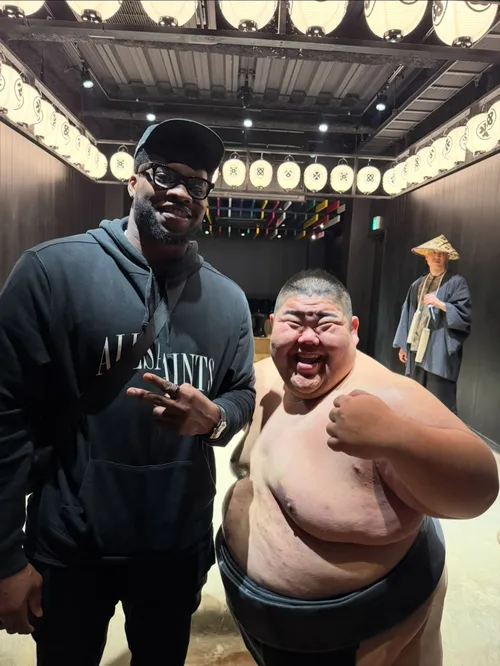 エマニュエル・オグバ at (情報募集中)
