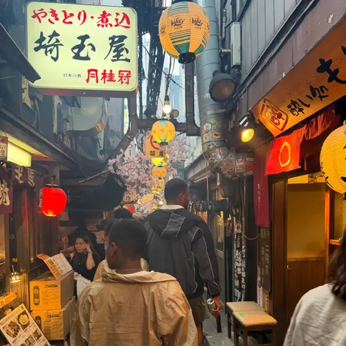 キャメロン・ジョーダン at 新宿思い出横丁