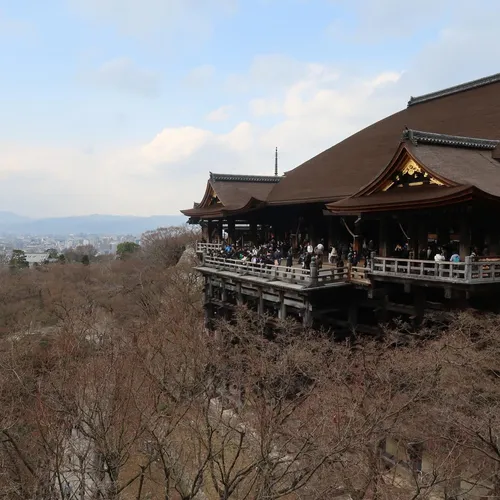 ディラン・ロウビー at 京都清水寺 奥の院