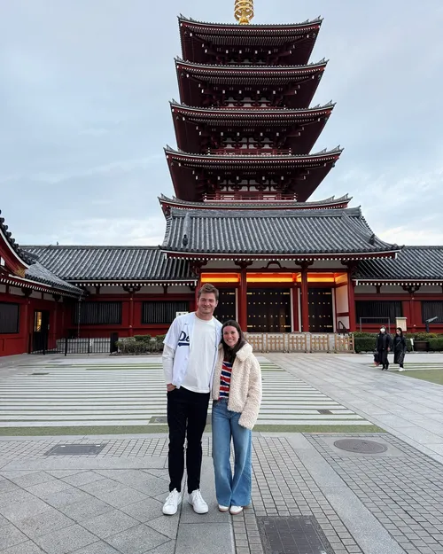 ドレイク・メイ at 浅草寺 五重塔