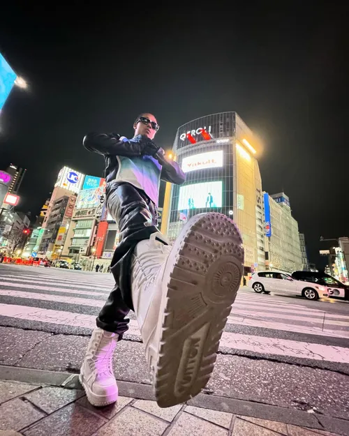マルコ・ウィルソン at 渋谷スクランブル交差点