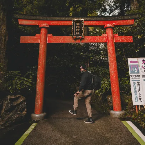 ブランドン・スパイクス at 箱根神社