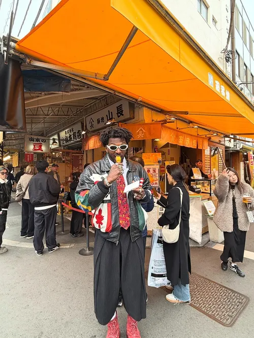 マリク・ターナー at 築地場外市場4