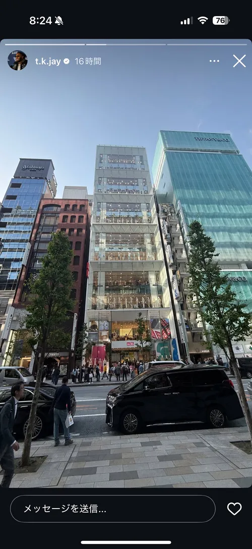 JCレイサム at 銀座ユニクロ前