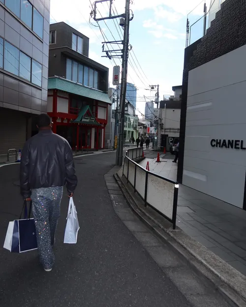 ダレン・ホール at 神宮前5丁目