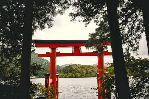 ブランドン・スパイクス at 箱根神社 平和の鳥居