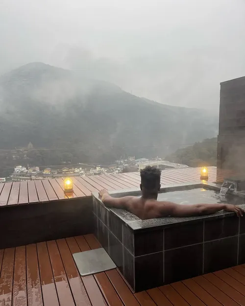ジェイリン・ホーキンス at 箱根・強羅 佳ら久