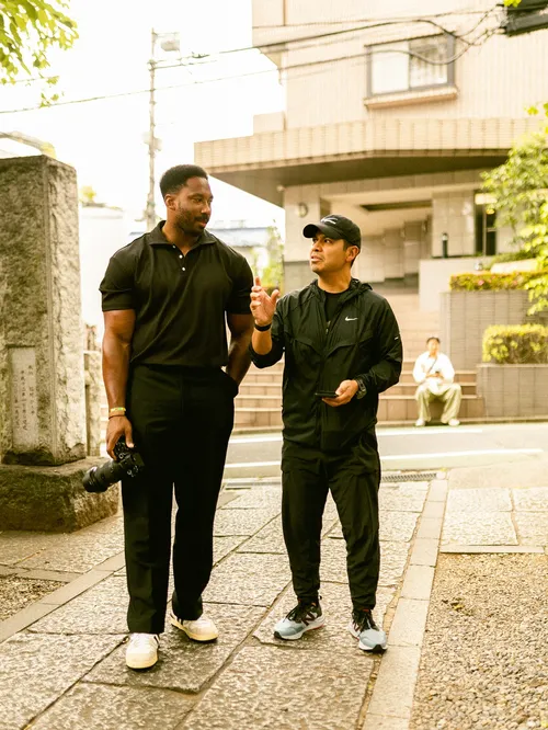 マイルズ・ギャレット at 穏田神社