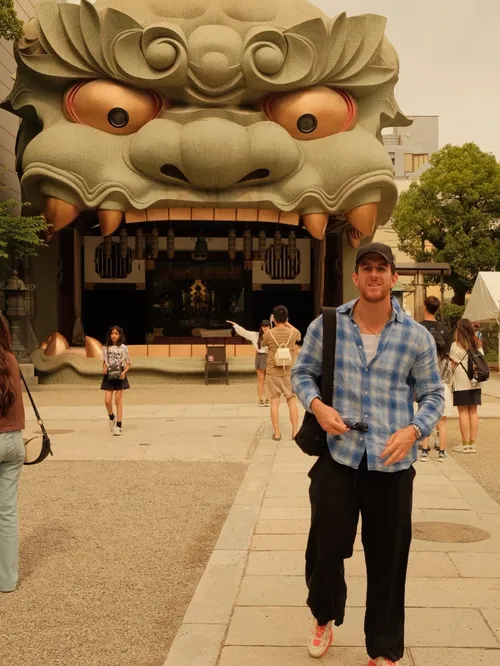 マイケル・ディクソン at 難波八阪神社