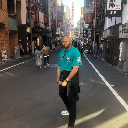 KJライト at 新宿区歌舞伎町 劇場通り一番街