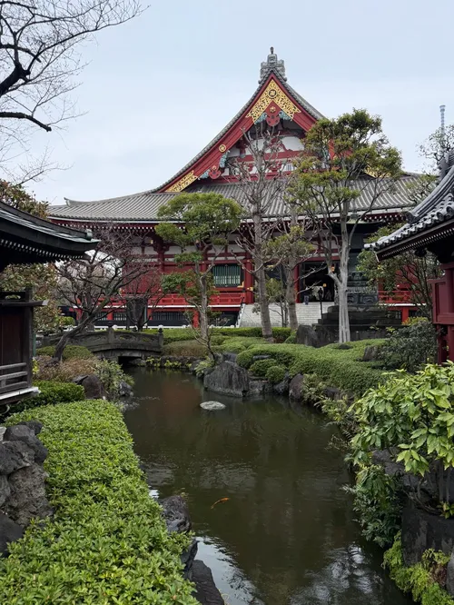 トミー・トギアイ at 浅草寺 影向堂